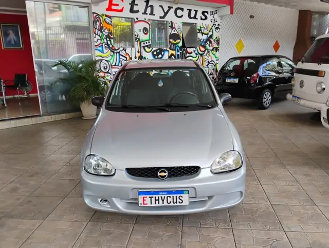 Carro Chevrolet Classic 2008 Corsa Sedan  Life 1.0 VHC (Flex)