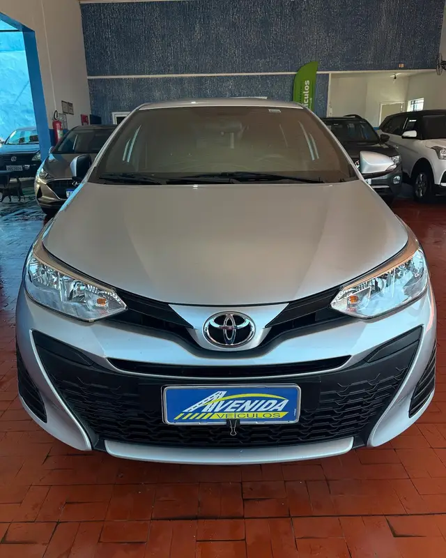 Carro Toyota Yaris 2023 XL 1.5 (Flex) (Aut)