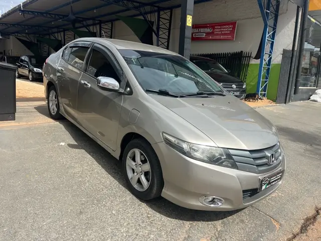 Carro Honda City 2011 DX 1.5 (Flex)
