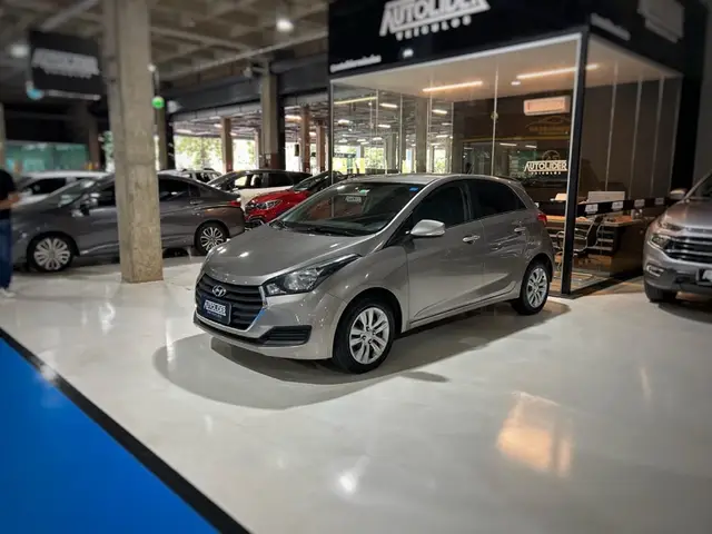 Carro Hyundai HB20 2018 1.6 Comfort Plus BlueMedia (Flex)