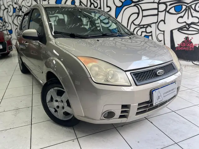 Carro Ford Fiesta Sedan 2010 1.6 (Flex)