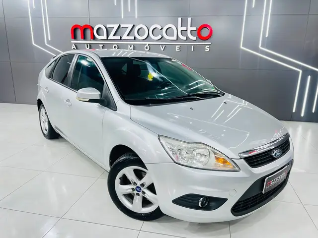 Carro Ford Focus Hatch 2012 GLX 1.6 16V (Flex)