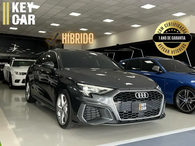 Carro Audi A3 2023 S-Line 2.0