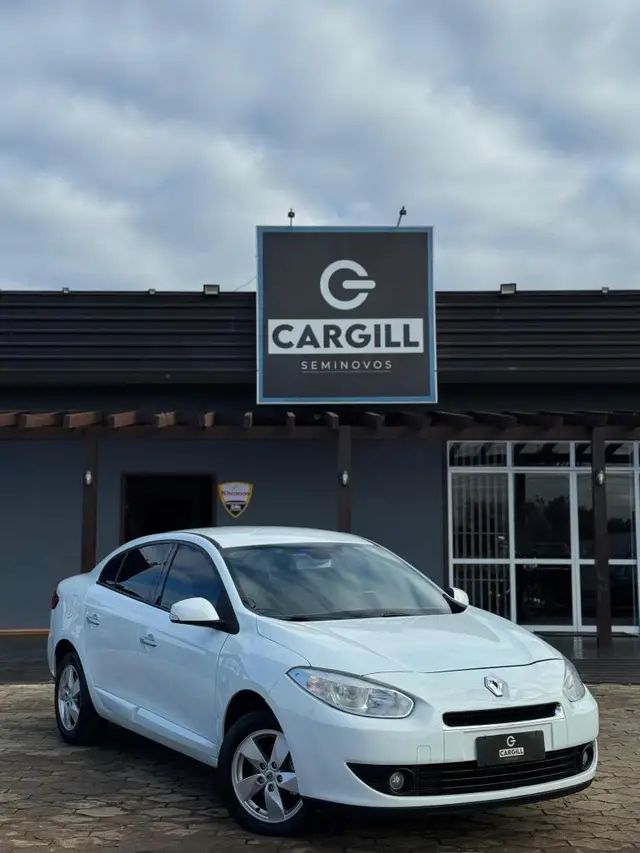 Carro Renault Fluence 2014 2.0 16V Dynamique (Flex)