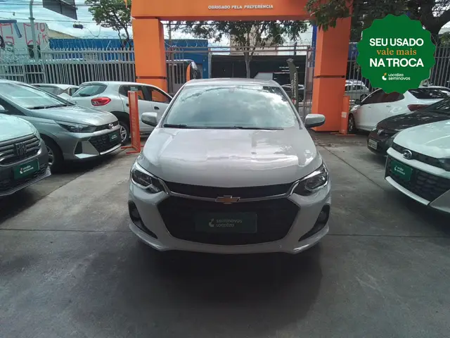 Carro Chevrolet Onix Plus 2024 LT 1.0