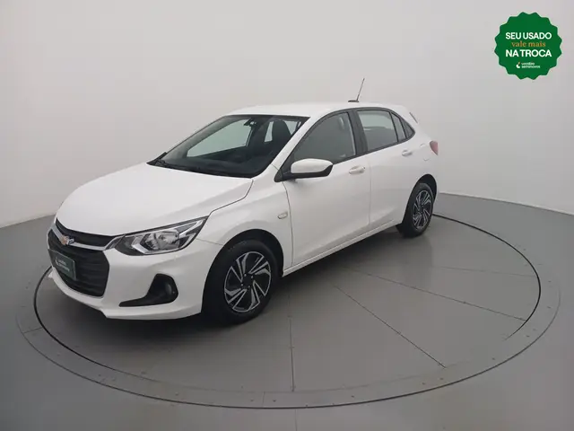 Carro Chevrolet Onix Plus 2024 LT 1.0