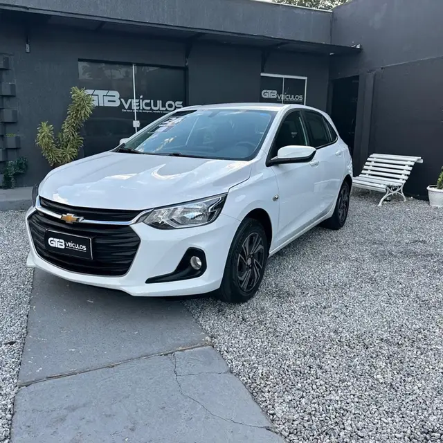 Carro Chevrolet Onix 2024 LT 1.0 Turbo