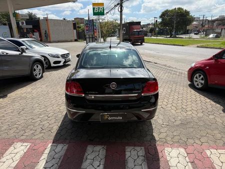 Linea Essence 1.8 16V (Flex)