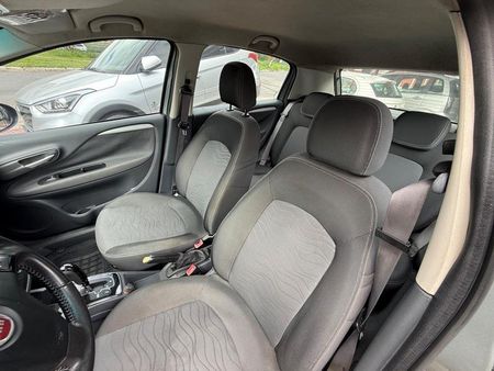 Punto Essence 1.6 16V (Flex)