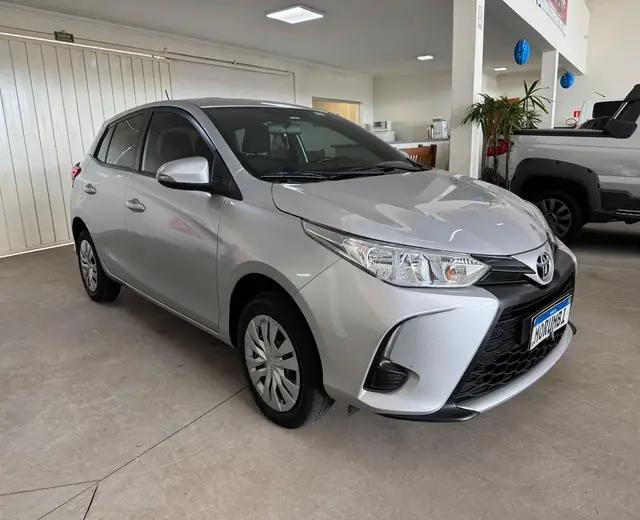 Carro Toyota Yaris 2023 XL 1.5 (Flex) (Aut)