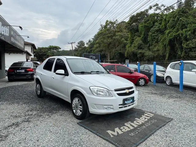 Carro Chevrolet Prisma 2012 1.4 LT SPE/4