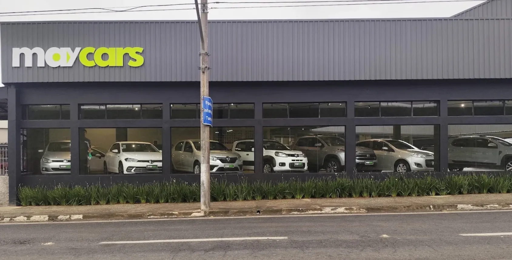 Fachada da loja Veículos à venda em MAYCARS MULTIMARCAS - Registro - SP