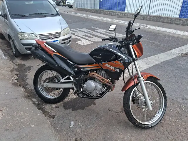 Carro Honda NX 4 Falcon 2002 400