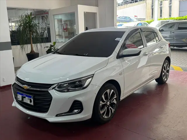 Carro Chevrolet Onix Plus 2024 Premier 1.0 Turbo (Aut.)