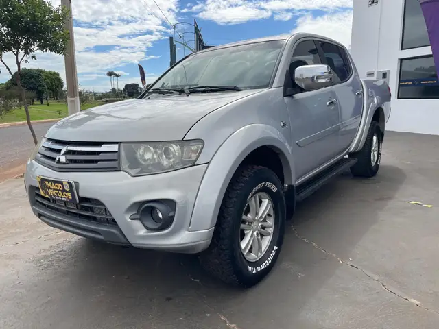Carro Mitsubishi L200 2015 Triton HPE 3.2 CD TB Int.Diesel Aut