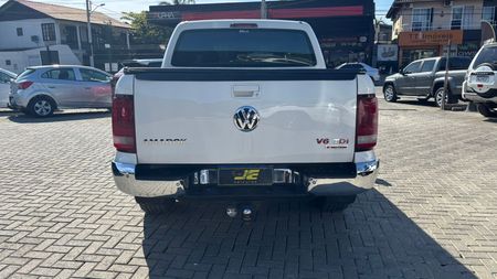 Amarok 3.0 CD 4x4 TDi Highline (Aut)