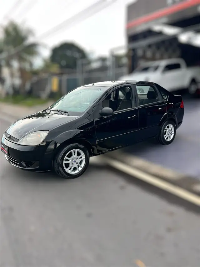 Carro Ford Fiesta Sedan 2007 1.6 (Flex)