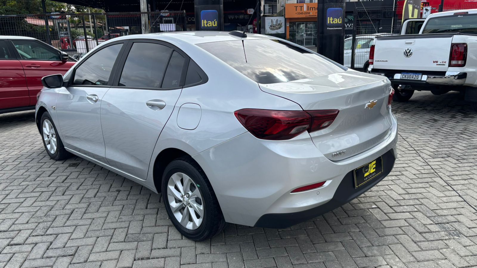 Chevrolet Onix Plus