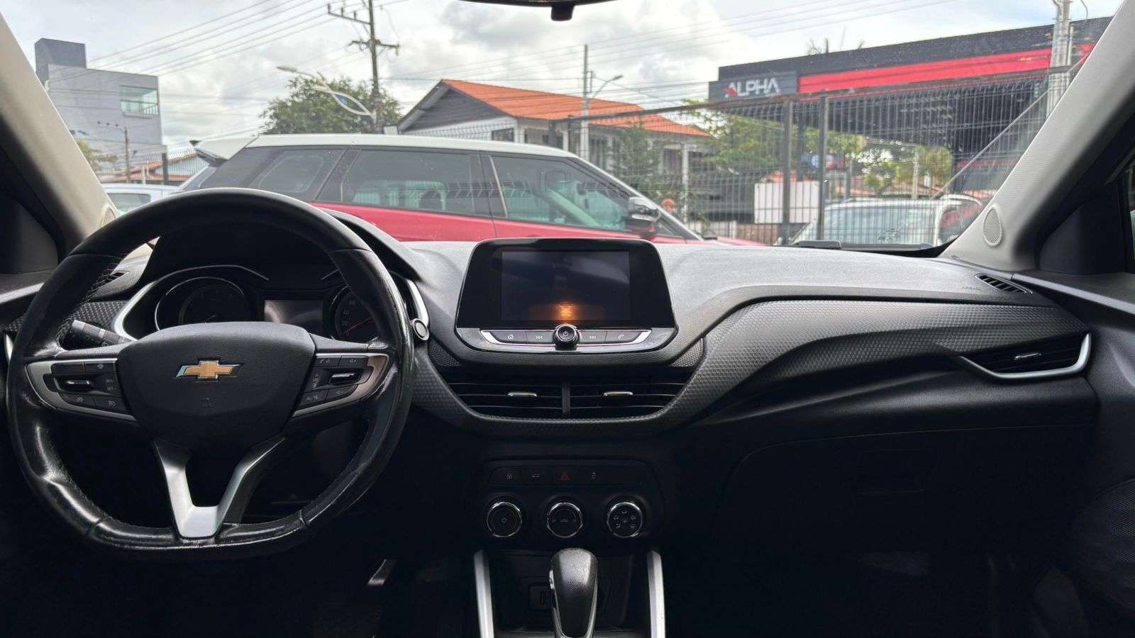 Chevrolet Onix Plus