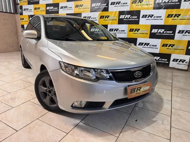 Carro Kia Cerato 2010 EX 1.6 16V ABS