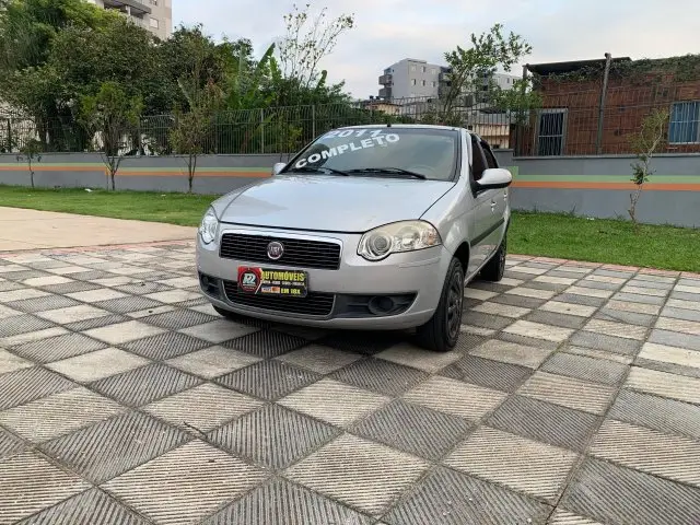 Fiat Palio Attractive 1.4 8V (Flex)