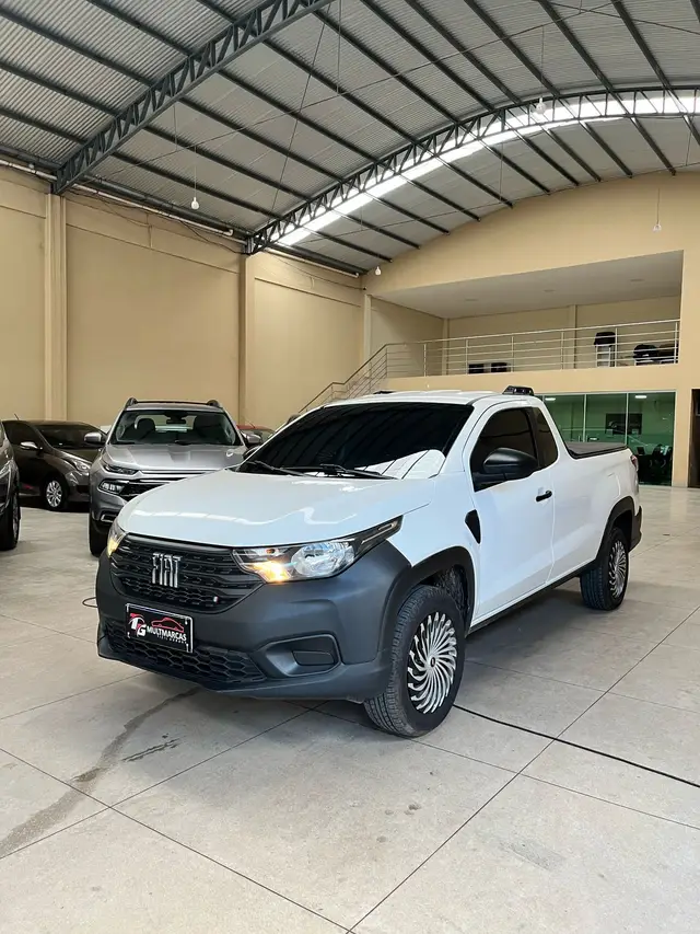 Carro Fiat Strada 2023 Endurance 1.4 Cabine Plus (Flex)