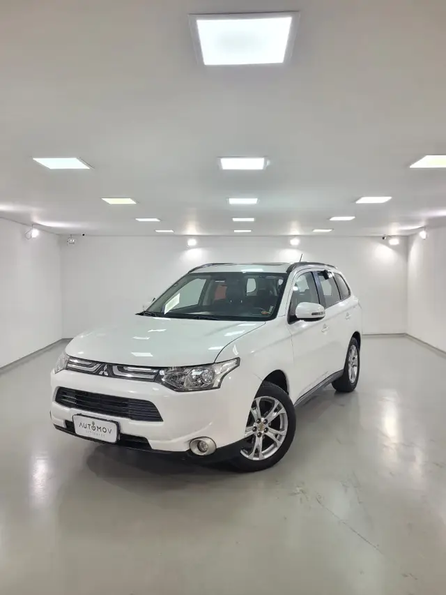 Carro Mitsubishi Outlander 2015 2.0 16V CVT