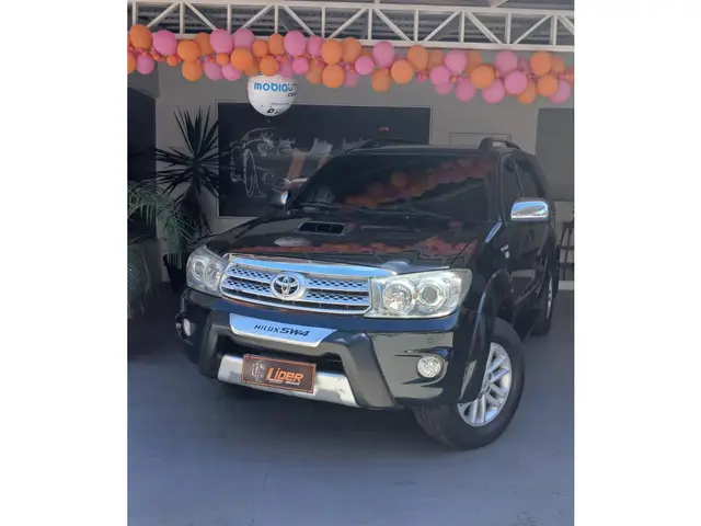 Carro Toyota Hilux SW4 2009 SRV 4x4 3.0 Turbo (aut)