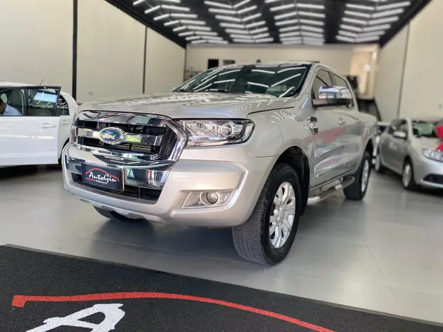 Carro Ford Ranger Cabine Dupla 2018 Ranger 3.2 XLT CD 4x4 (Aut)
