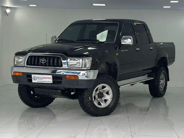 Carro Toyota Hilux Cabine Dupla 2005 Hilux SRV 4x2 3.0 (cab. dupla)