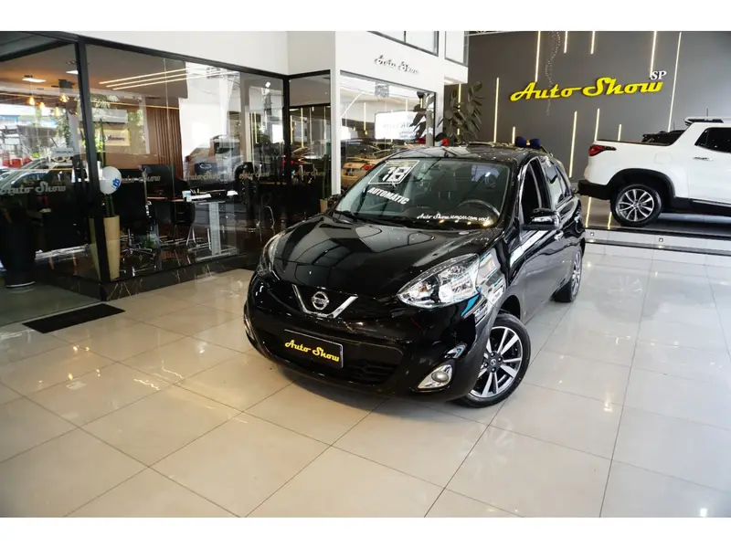 Nissan March 1.6 16V SL CVT (Flex)