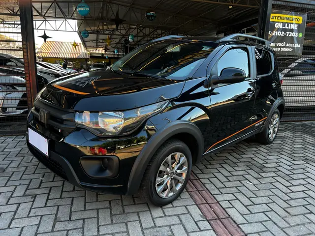 Carro Fiat Mobi 2023 Trekking 1.0 (Flex)