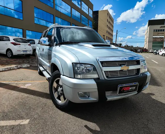 Carro Chevrolet S10 Cabine Dupla 2011 S10 Executive 4x2 2.4 (Flex) (Cab Dupla)