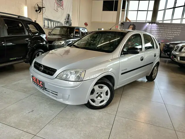 Carro Chevrolet Corsa Hatch 2005 Premium 1.0