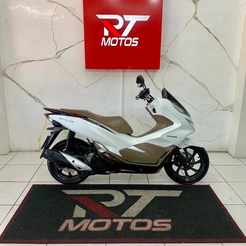 Honda PCX 150 DLX ABS