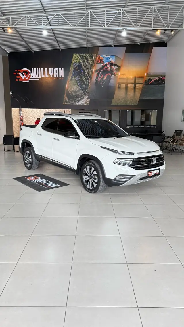 Carro Fiat Toro 2022 Volcano 2.0 TDI 4x4 (Aut)