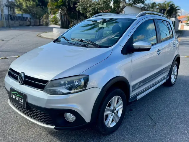 Carro Volkswagen CrossFox 2011 1.6 (Flex)