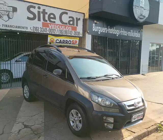 Carro Fiat Idea 2013 Adventure 1.8 16V E.TorQ (Flex)