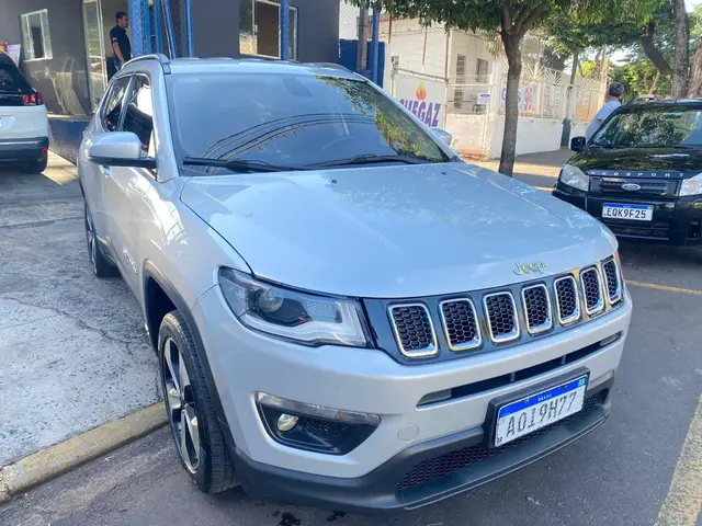 Carro Jeep Compass 2017 2.0 Limited (Aut) (Flex)