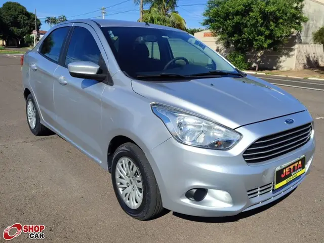 Carro Ford Ka Sedan 2015 SE 1.5 16v (Flex)