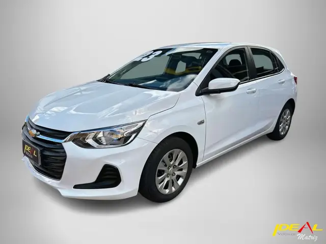 Carro Chevrolet Onix Plus 2023 LT 1.0