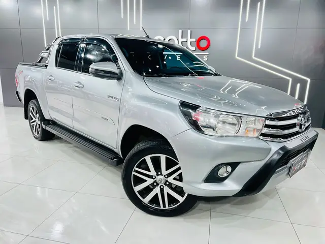 Carro Toyota Hilux Cabine Dupla 2017 Hilux 2.8 TDI SRV CD 4x4 (Aut)