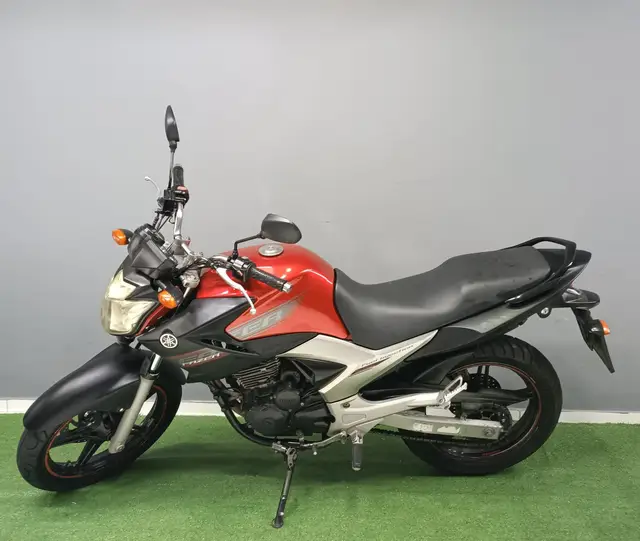 Carro Yamaha YS 250 Fazer 2011 250cc