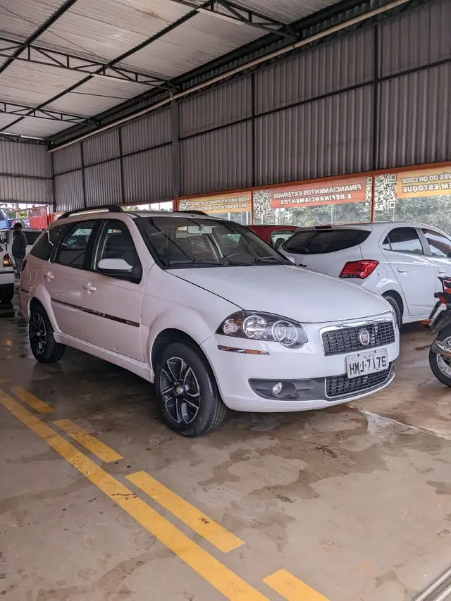 Carro Fiat Palio Weekend 2010 ELX 1.4 8V (Flex)
