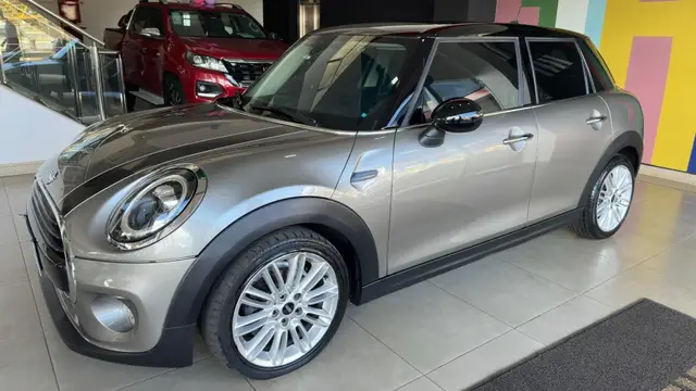 Carro MINI Cooper 2020 1.5 Navi (Aut) 4p