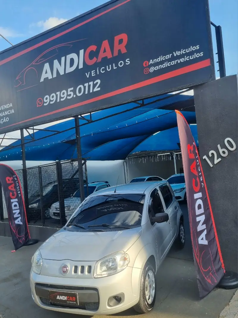 Fiat Uno Vivace College 1.0 8V (Flex) 4p