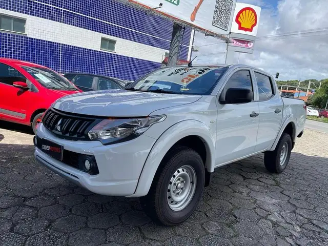 Carro Mitsubishi L200 2023 Triton GL 2.4 Turbo