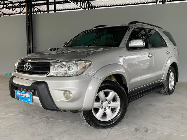 Carro Toyota Hilux SW4 2011 SRV 4x4 3.0 Turbo  (aut)