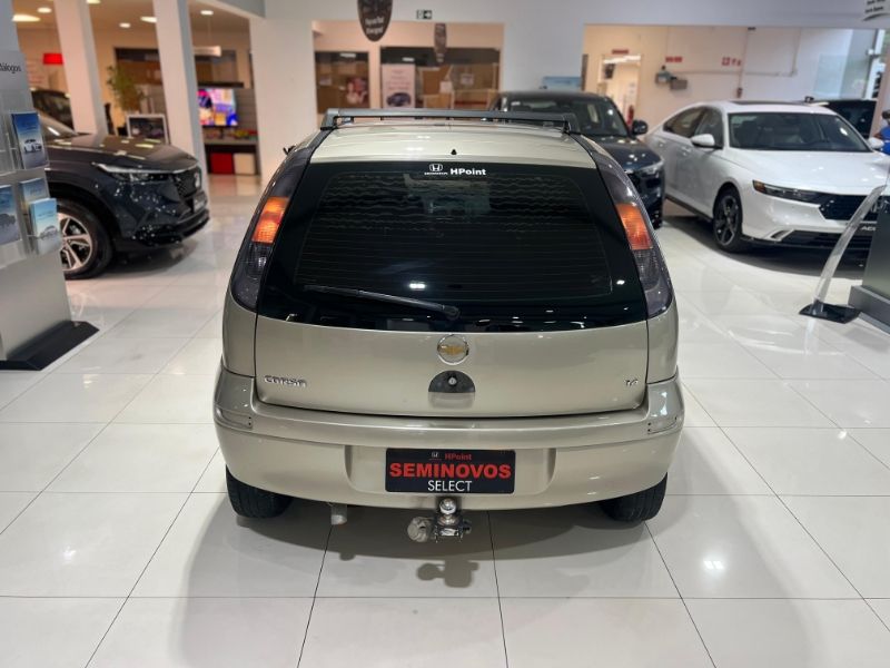 Corsa Hatch Maxx 1.4 (Flex)