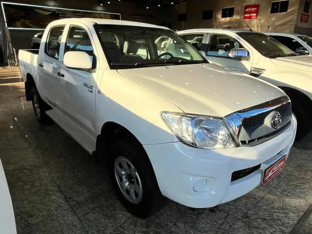 Carro Toyota Hilux Cabine Dupla 2009 Hilux STD 4x4 2.5 (cab. dupla)